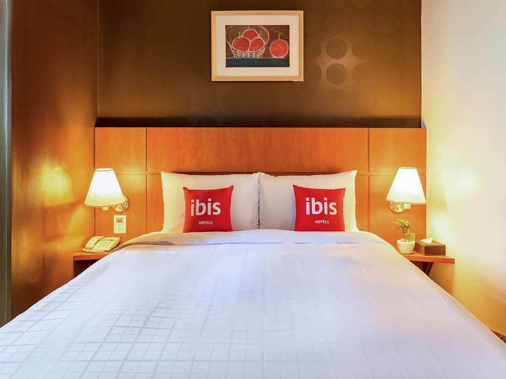 Ibis Ambassador Suwon Hotel Room photo